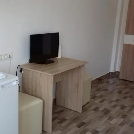 Terra Nova Solis Guest house 3*
